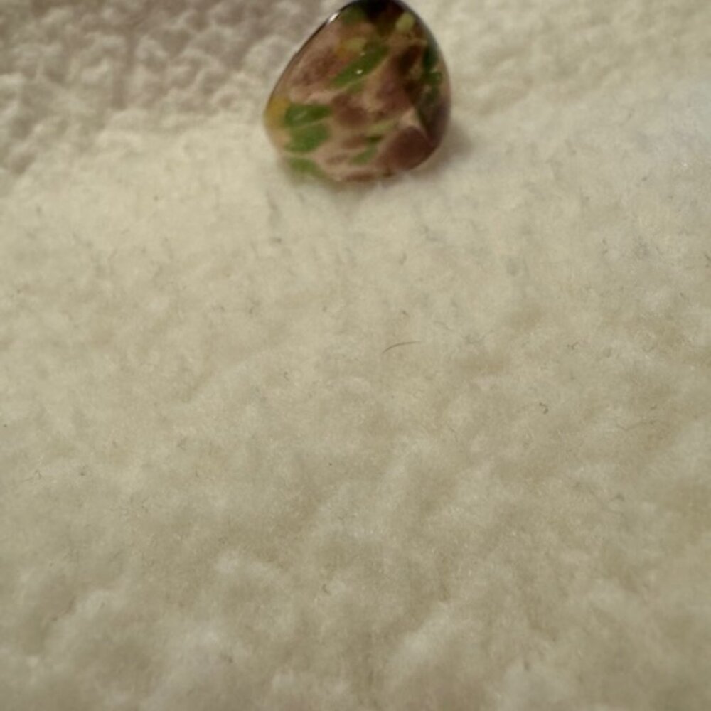 Ring - Picture 5 of 5